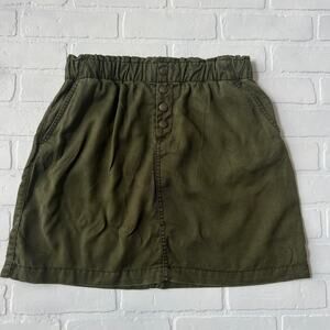 LOFT Women's Green Button Pull on Elastic Waistband Pocket Skirt -sz M